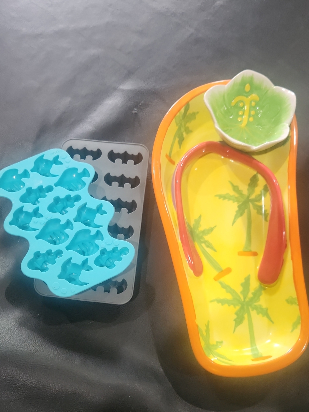 Flip-Flop Palm Tree Ceramic Tray And Silicon Ice Trays